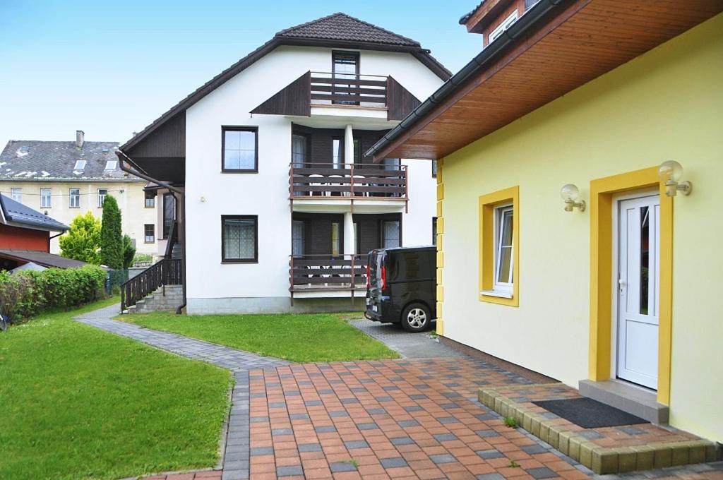 Pension V Jeseniku Exterior photo